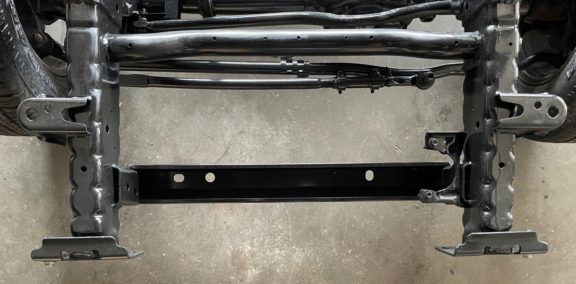 PRZEDNIA BELKA PRZÓD RAMY JEEP WRANGLER JK 07-17 2D 4D - obrazek 5